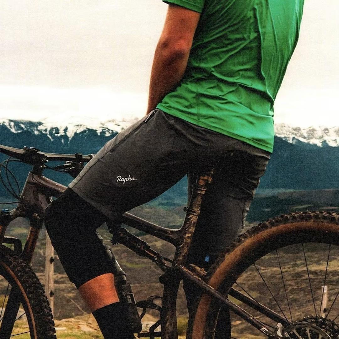 新品 Rapha メンズ トレイル ファスト & ライト ショーツ Sサイズ