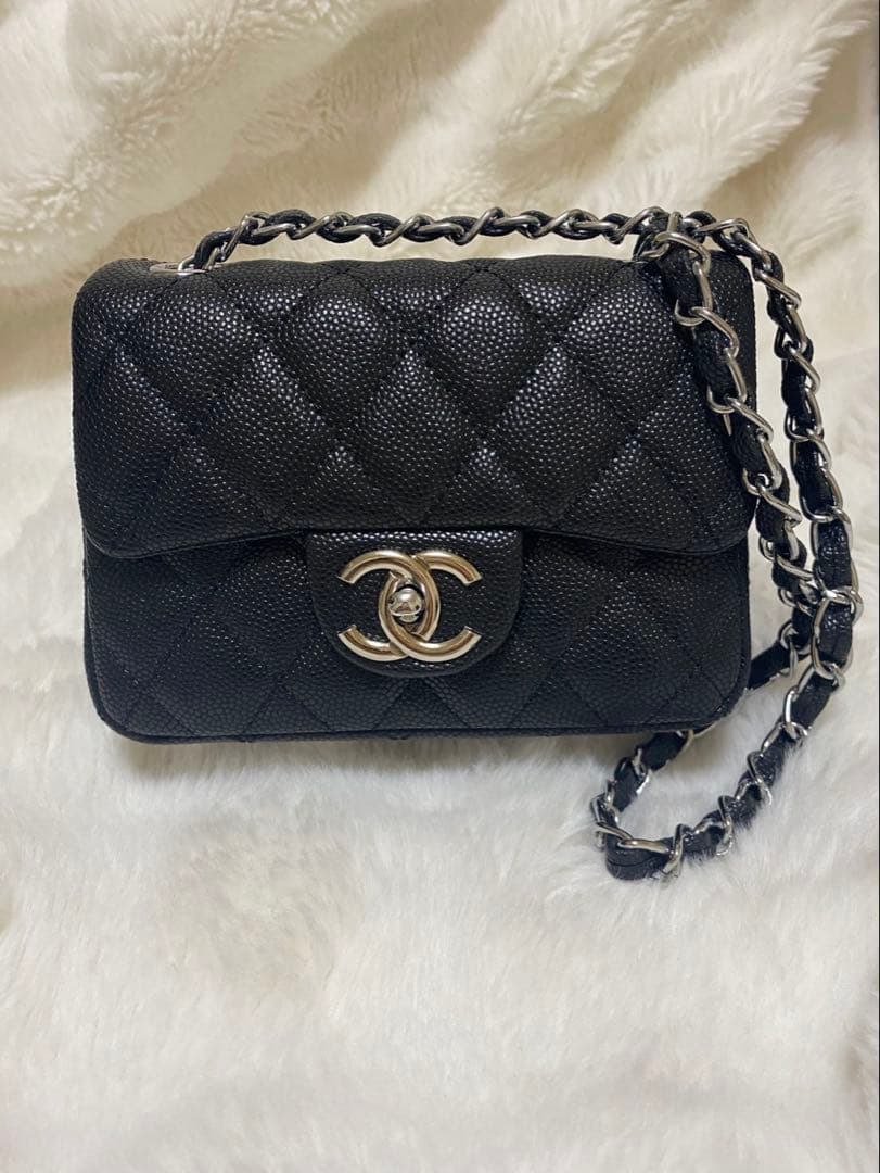 CHANEL ノベルティ ショルダーバッグ シルバー金具