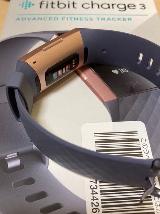その他 fitbit charge3