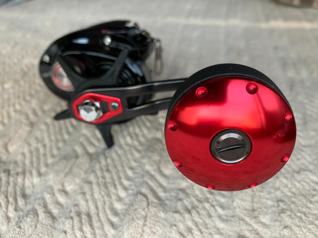 DAIWA ダイワ FUNE XT ベイトリール 赤スプール