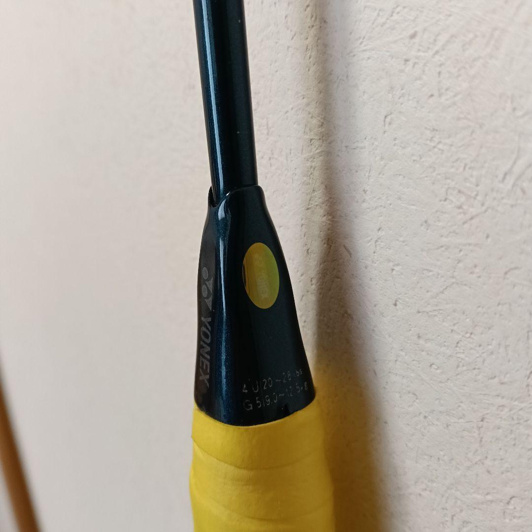 YONEX　ナノフレア800プロ　4UG5