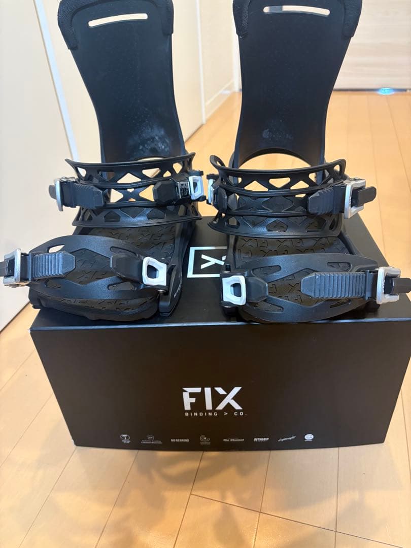 FIX BINDING CO. スノーボードビンディング ブラック