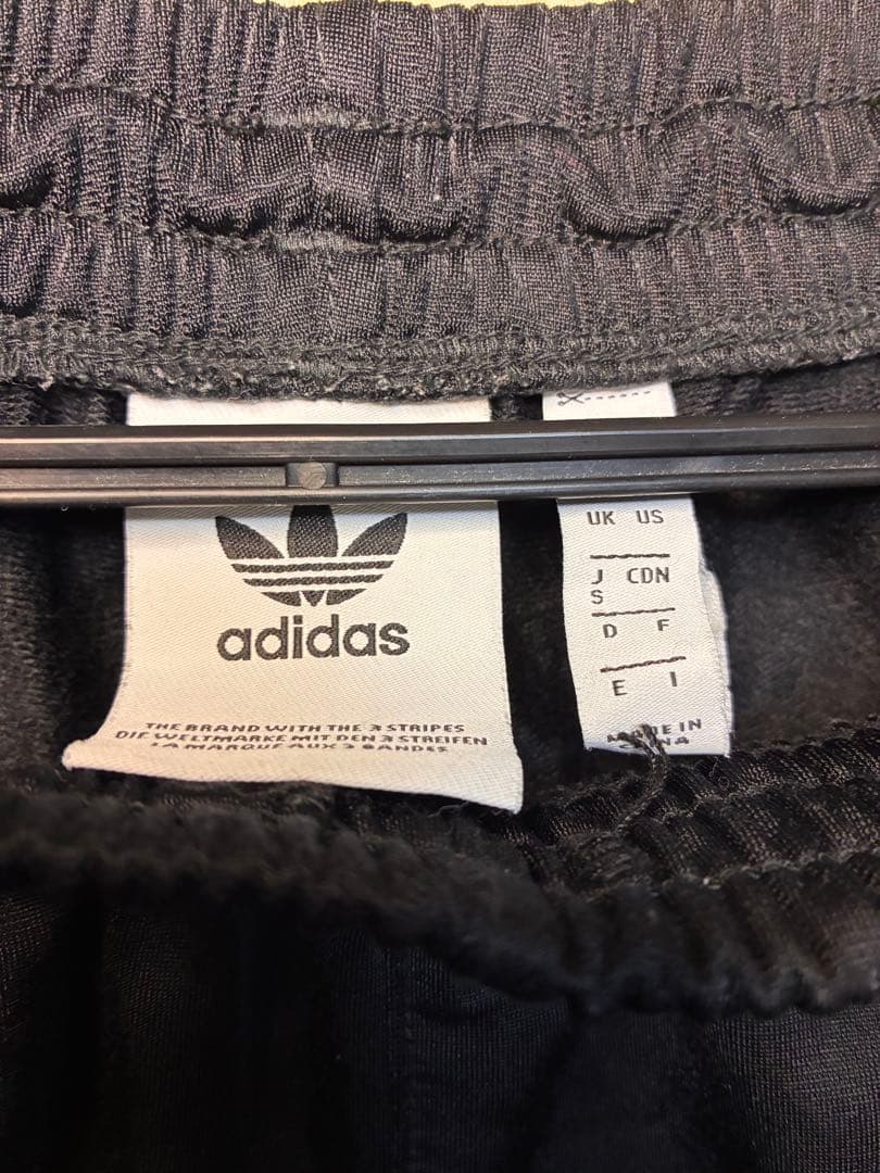 adidas ビッグトレフォイル　セットアップ