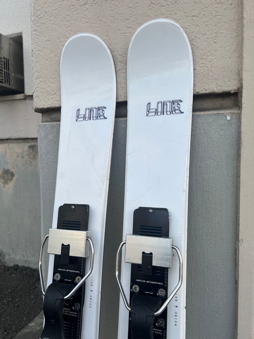 LINE five-o ショートスキー ファンスキー スキーボード　フリーライド