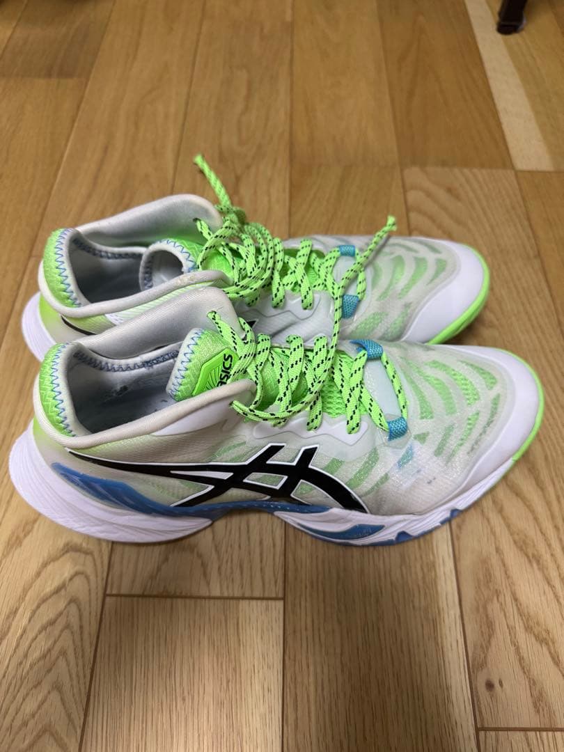 ASICS メタライズ　バレーボールシューズ ホワイト/グリーン26.0センチ