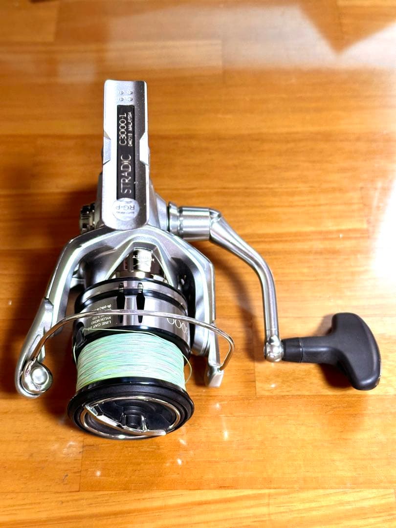 リール 19STRADIC C3000