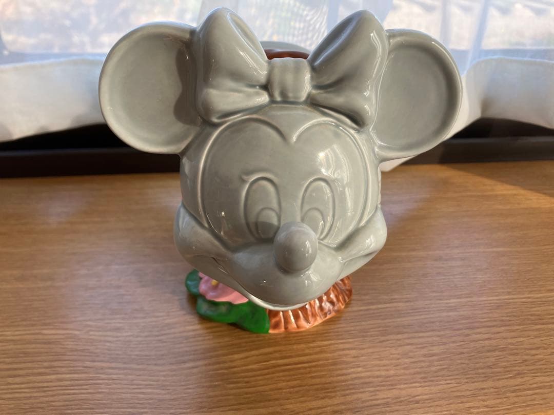 『稀少』ディズニーランド　トゥーンタウン　ミニーの家　貯金箱　陶器　レトロ