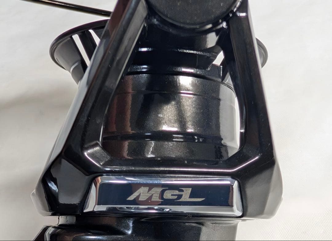 シマノ Shimano 23 ヴァンキッシュ 4000MHG 本体のみ　ボディ