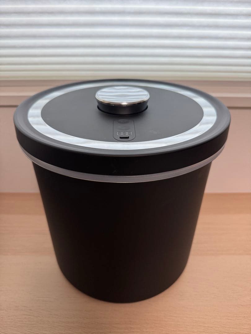 【ジャンク品】OoBLE black 保存容器