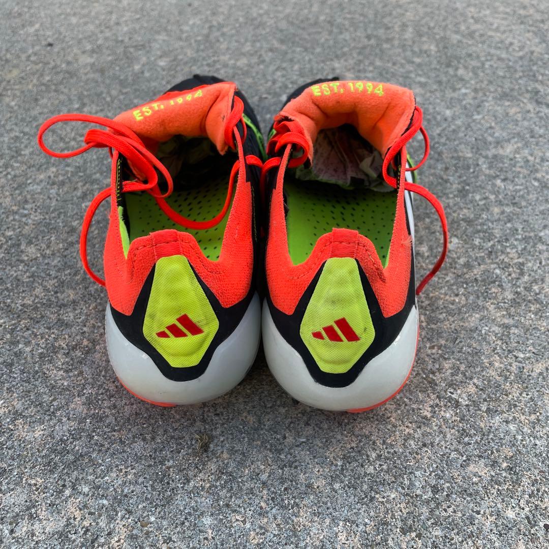 Adidas Predator FG サッカーシューズ　天然芝 プレデター