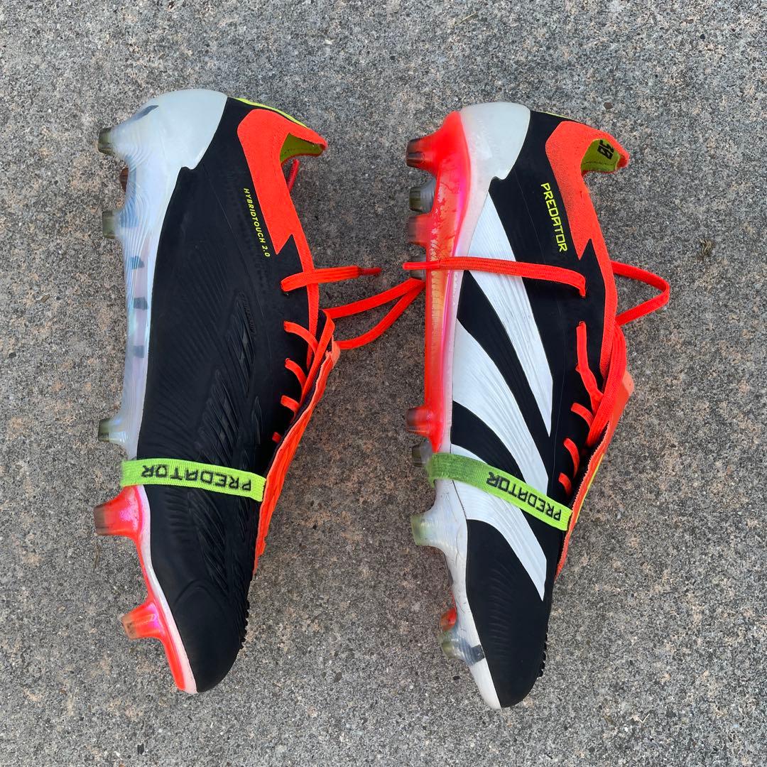 Adidas Predator FG サッカーシューズ　天然芝 プレデター