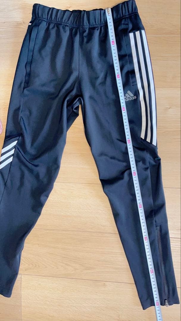 adidas ランニングパンツ