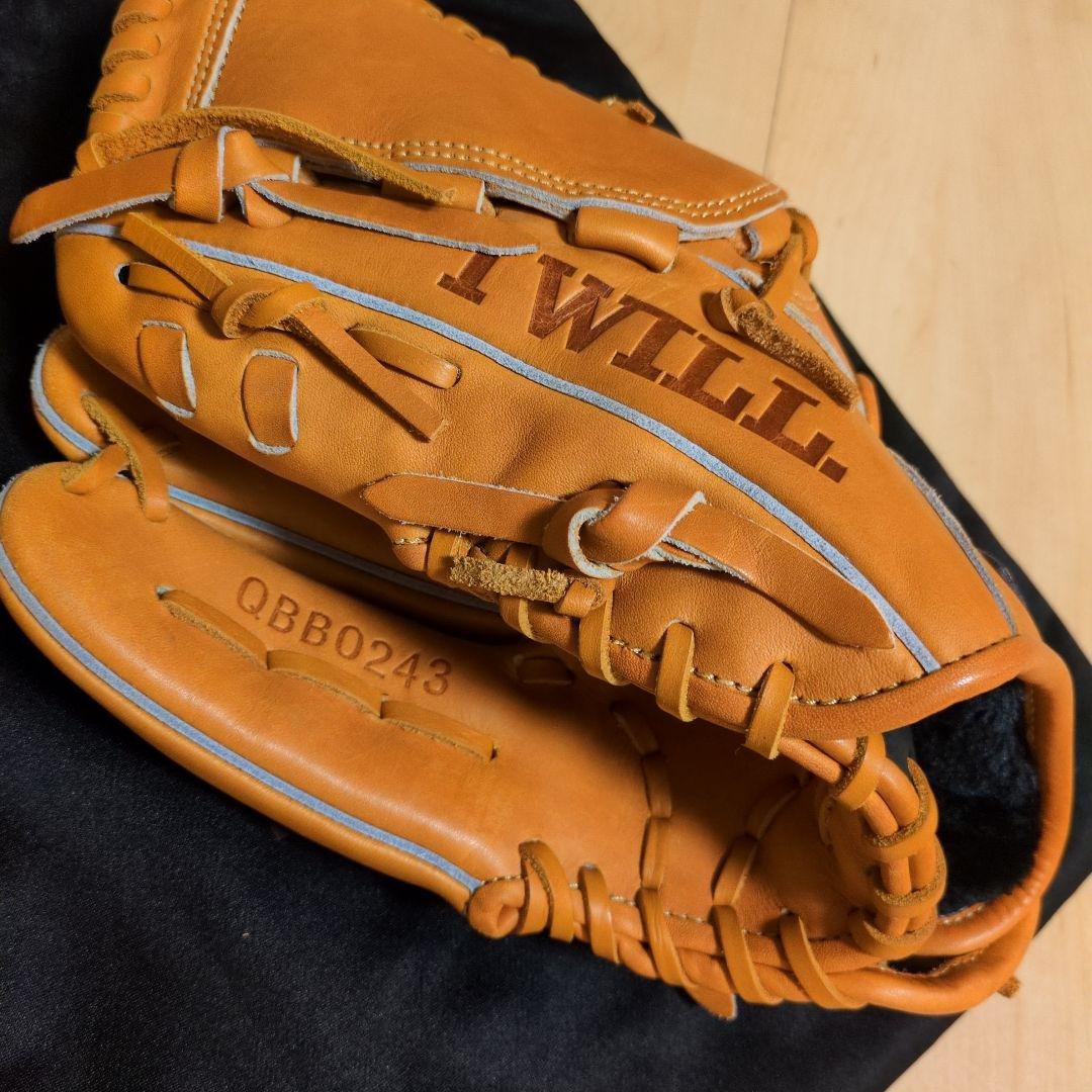 Under Armour 軟式グローブ QBB0243 オレンジ　　左利き