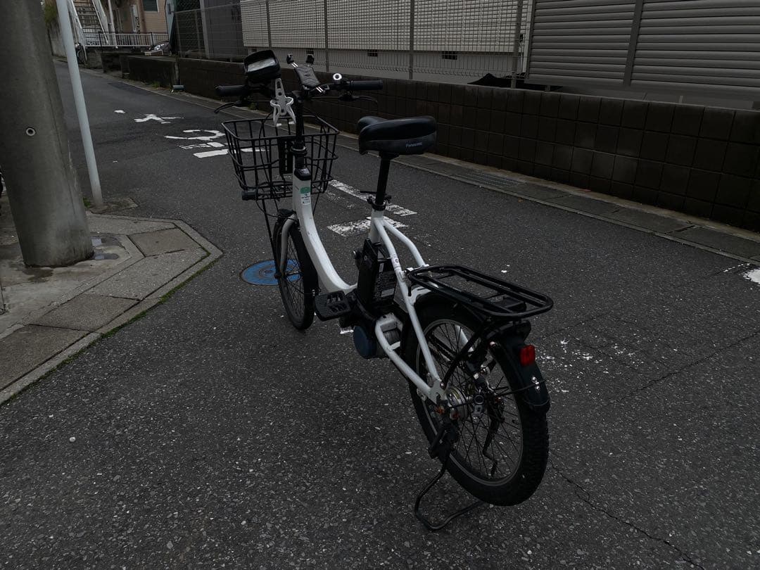 ホワイト 電動アシスト自転車 シティタイプ