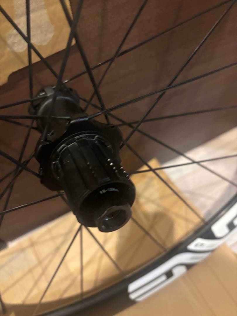 美品　ENVE SES NEW 4.5 DB 前後　シマノ　2024年モデル