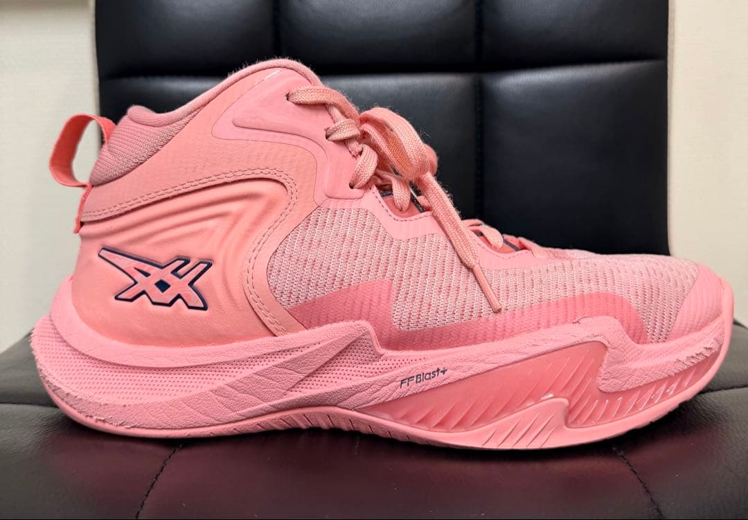ASICS NOVA SURGE 3 (ピンク)バッシュ 25.5cm