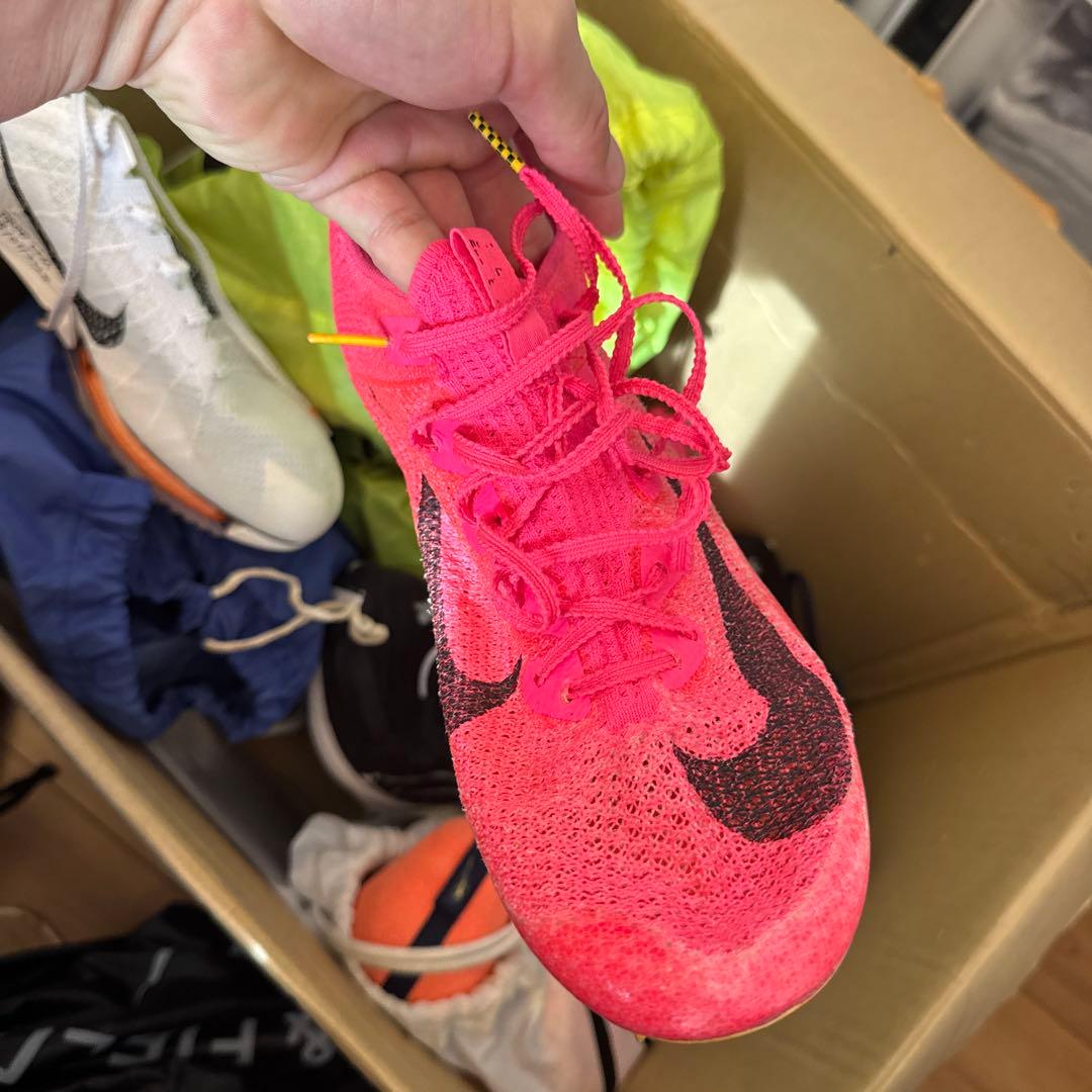 Nike 陸上競技用スパイク ピンク