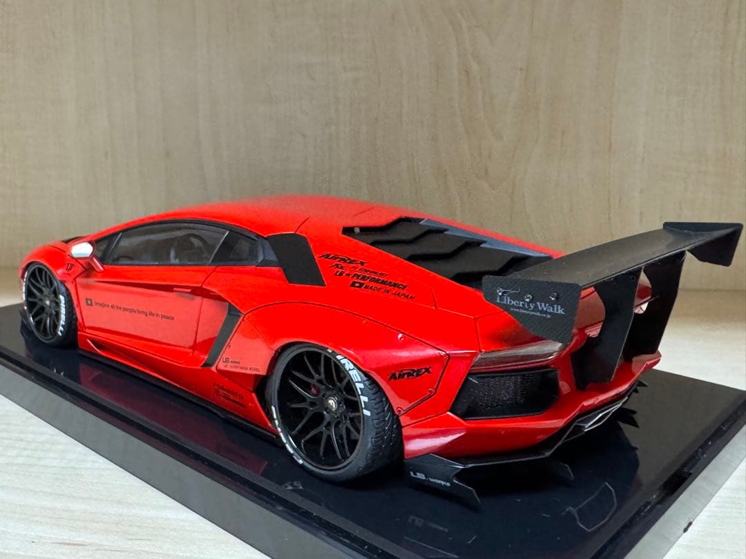 オートアート 1/18 LB-WK ランボルギーニアヴェンタドール (RED)