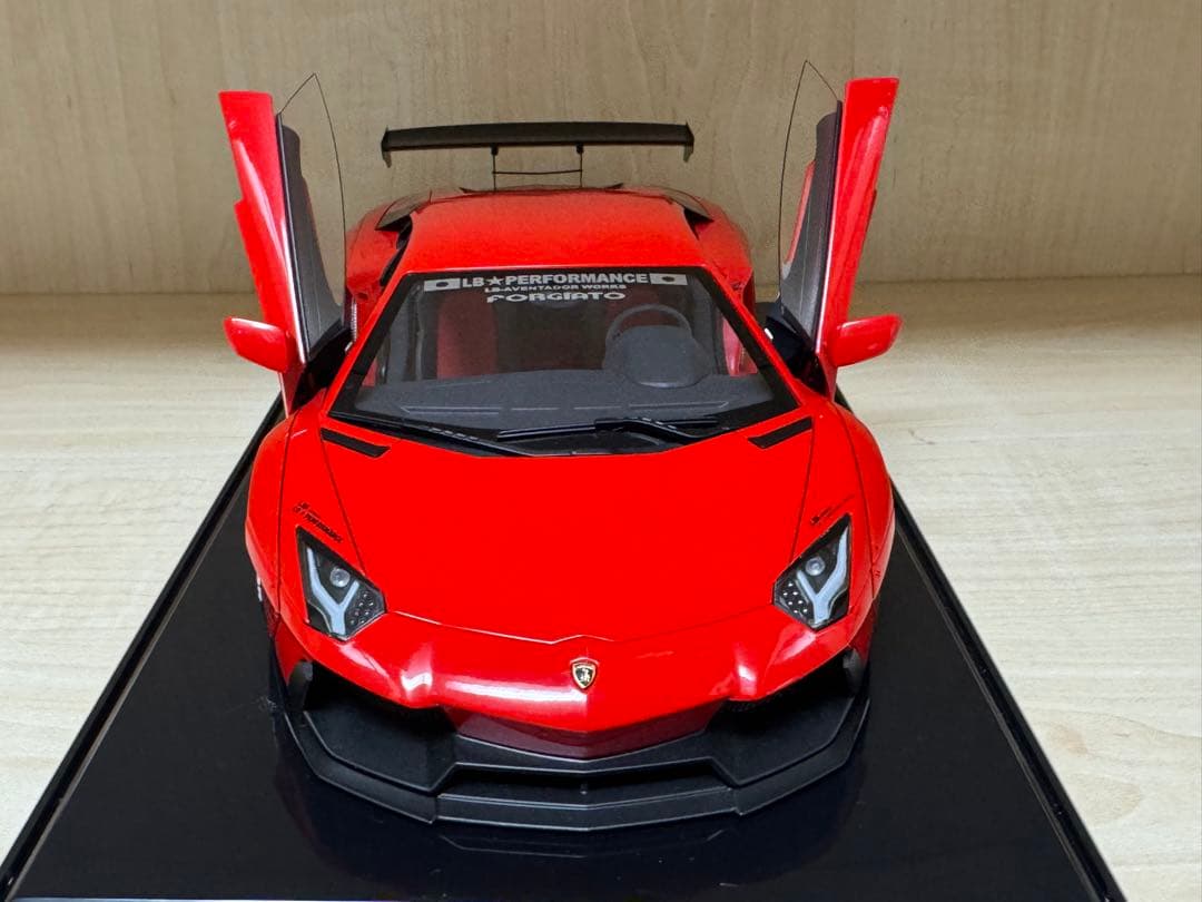 オートアート 1/18 LB-WK ランボルギーニアヴェンタドール (RED)
