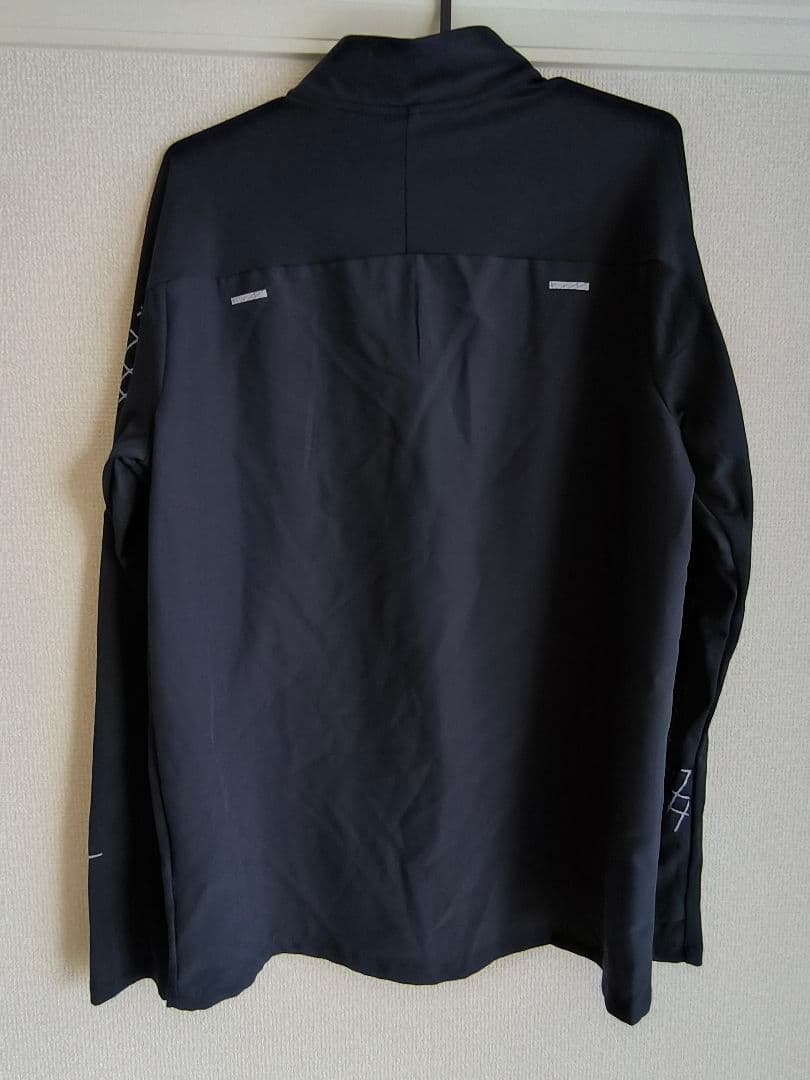 ​【美品】ナイキ ランディビジョン ハーフジップ Mサイズ リフレクター搭載