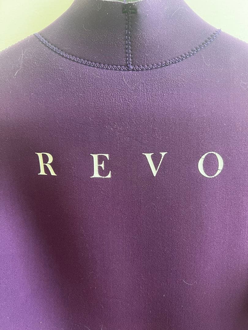 REVO 半袖タッパー ウェットスーツ