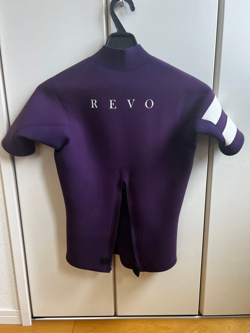 REVO 半袖タッパー ウェットスーツ