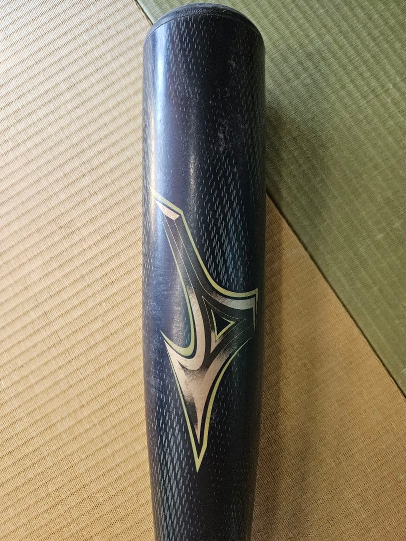 BEYOND MAX LEGACY 軟式 FRPバット