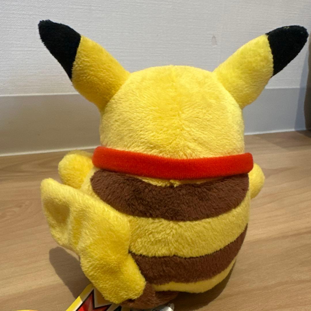 ピカチュウドール ポケモンセンター 10周年記念 ぬいぐるみ