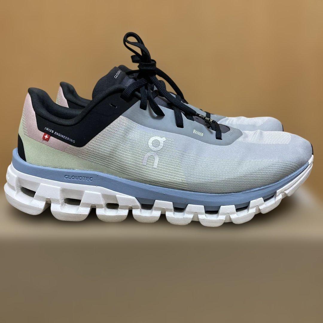 On Cloudflow クラウドフロー 4 26cm