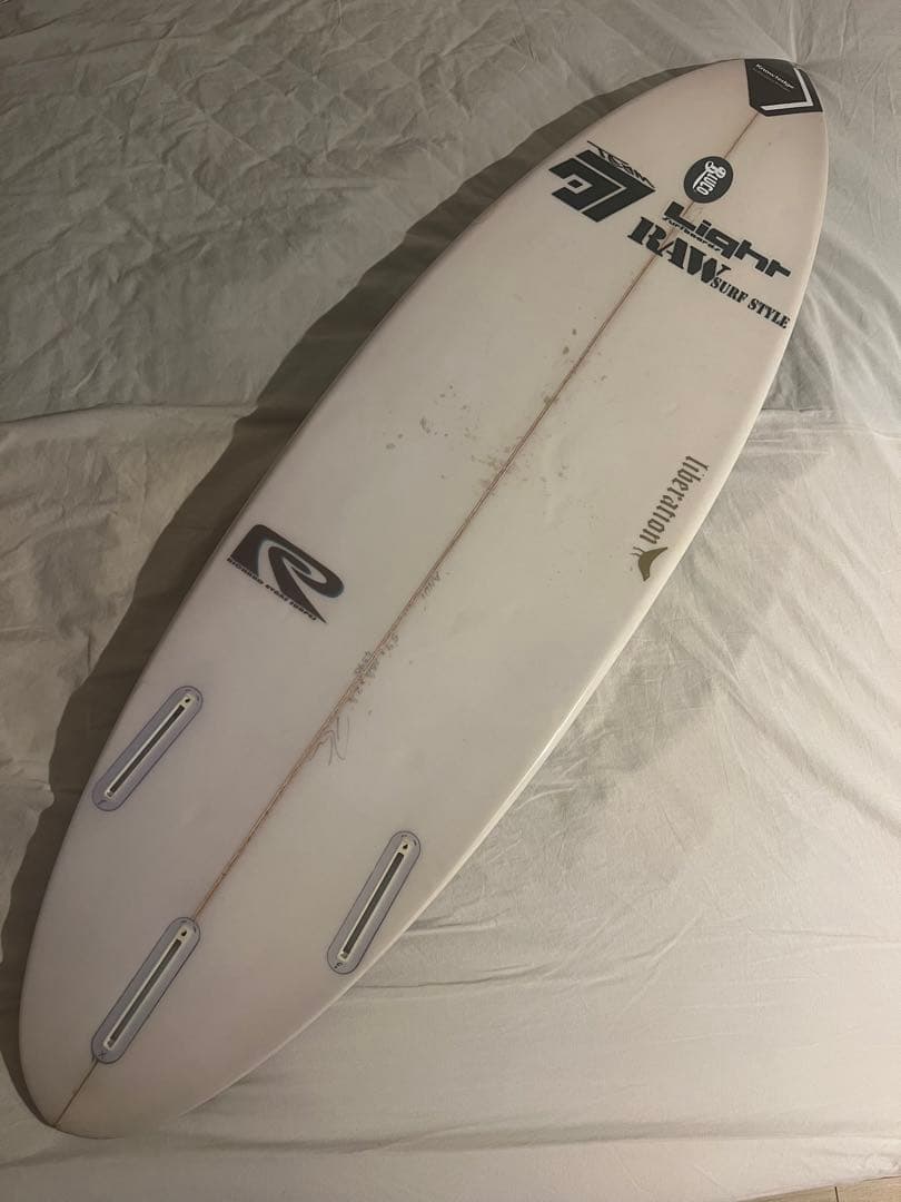 値下げしました！中古サーフボード5'9 プロ使用モデル