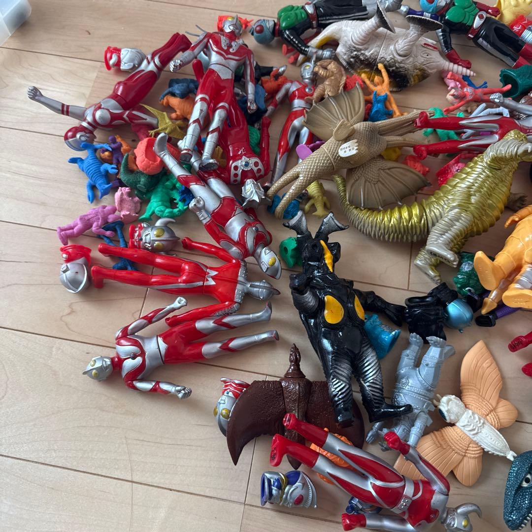 【週末値下げ】ウルトラマンシリーズ 怪獣フィギュアセット 約50体　まとめて販売