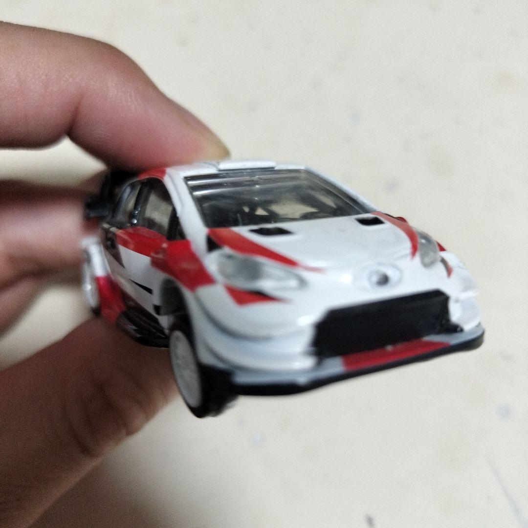 トミカヤリス
