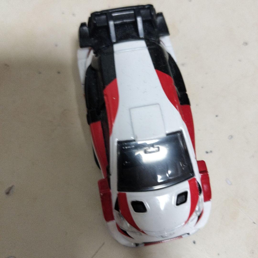 トミカヤリス