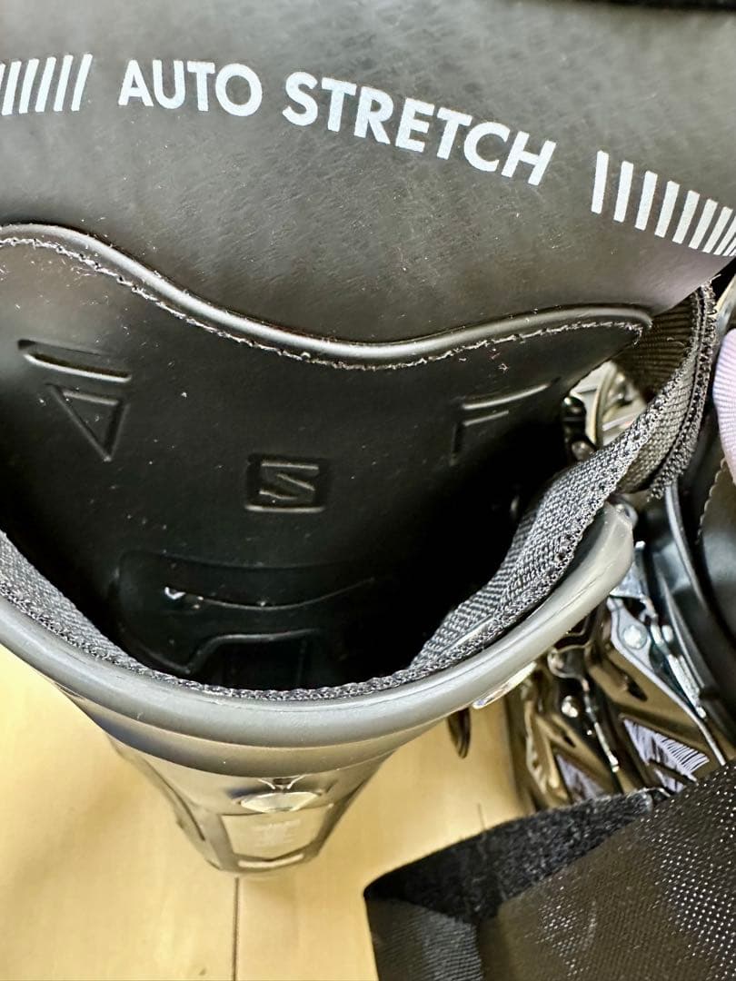 Salomon美品⭐️スキーブーツSELECT HV 80W 初心者向けピンク色