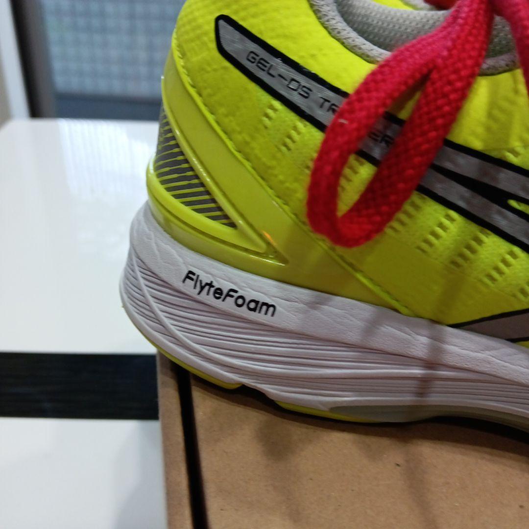 asics 蛍光イエロー スパイクシューズ25.5サイズ