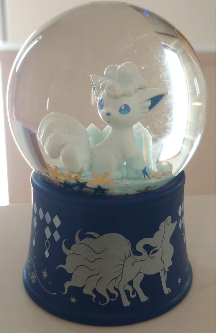ロコン スノーグローブセット Rokon’s Crystal Season