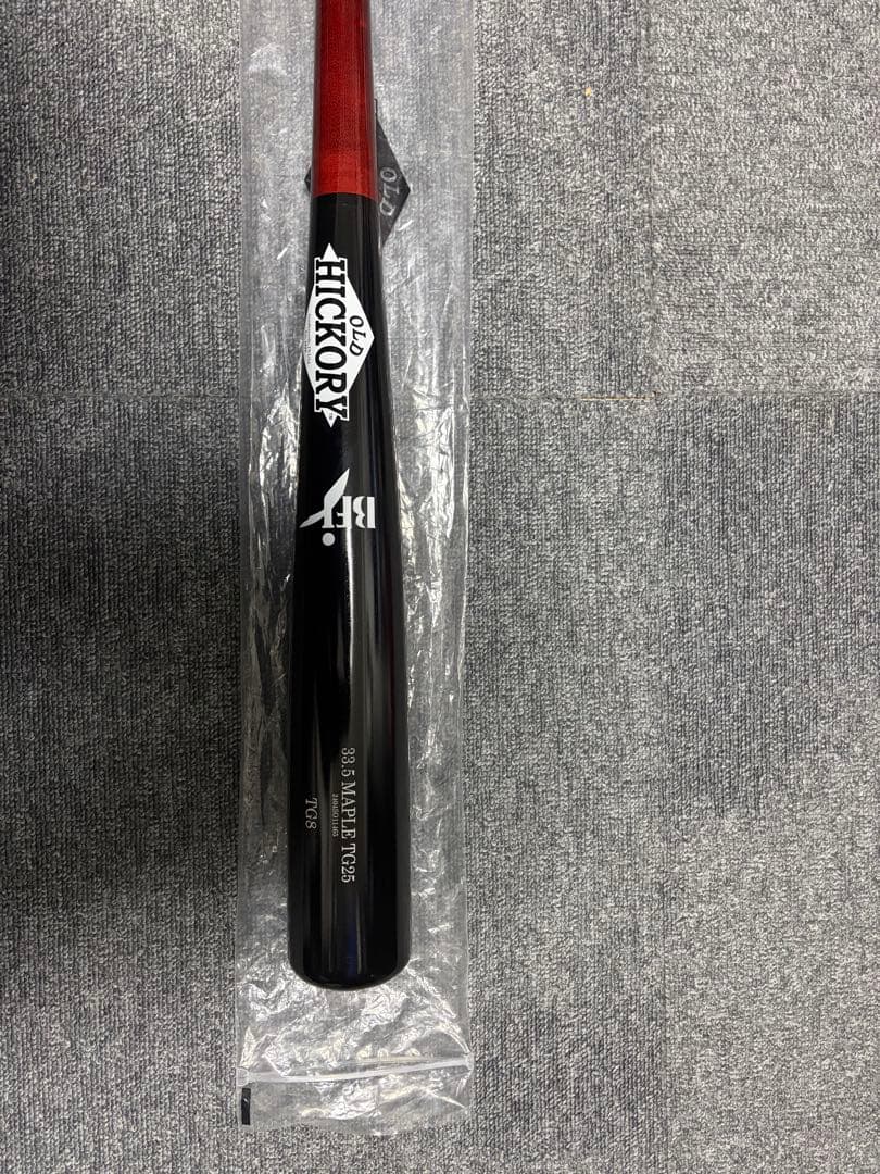 HICKORY 硬式バット BF 黒/赤 袋付き 新品、未使用