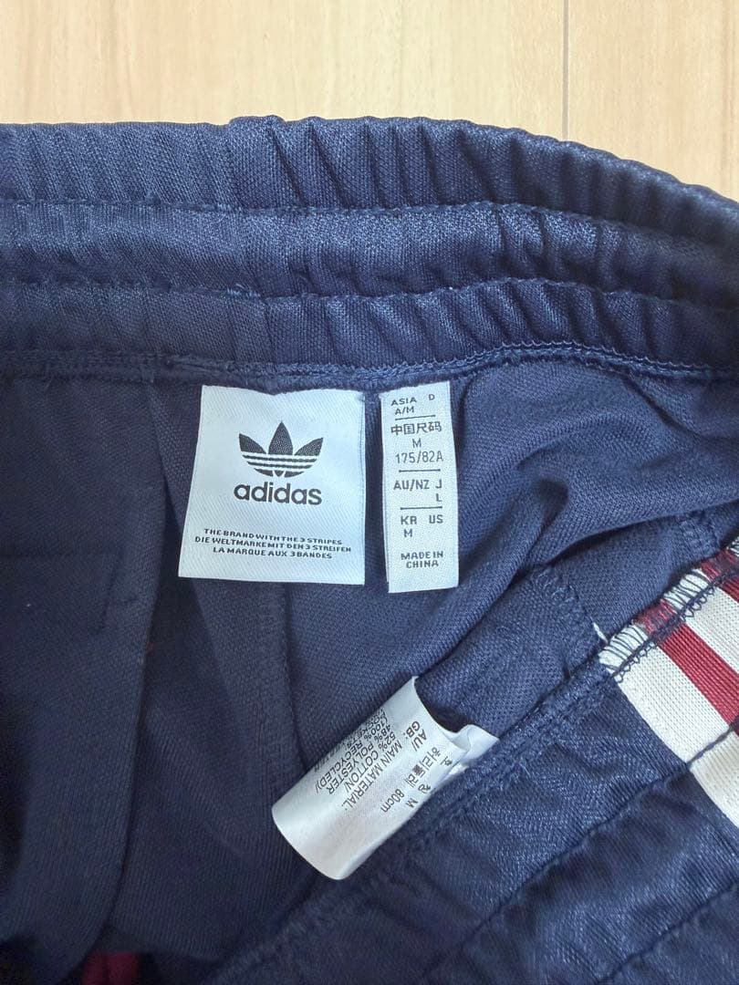 新品、上タグ付き　希少XL adidasアーセナルトラックジャケット エンジ紺