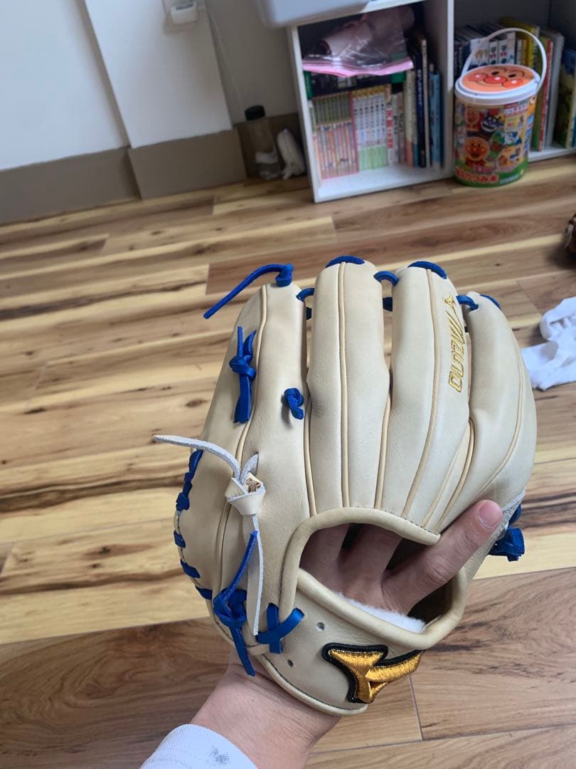 MizunoPro軟式右投げ用グローブ ベージュグラブケース付き値段交渉受付ます