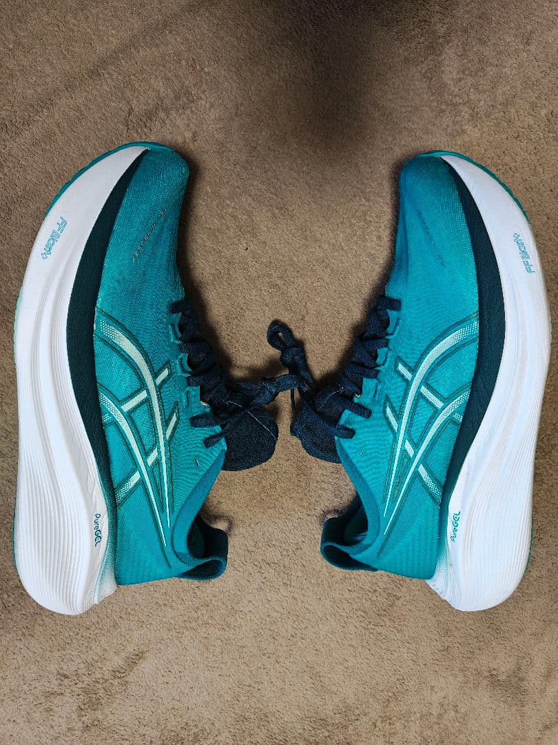 ASICS　ゲルニンバス27 ランニングシューズ ターコイズ