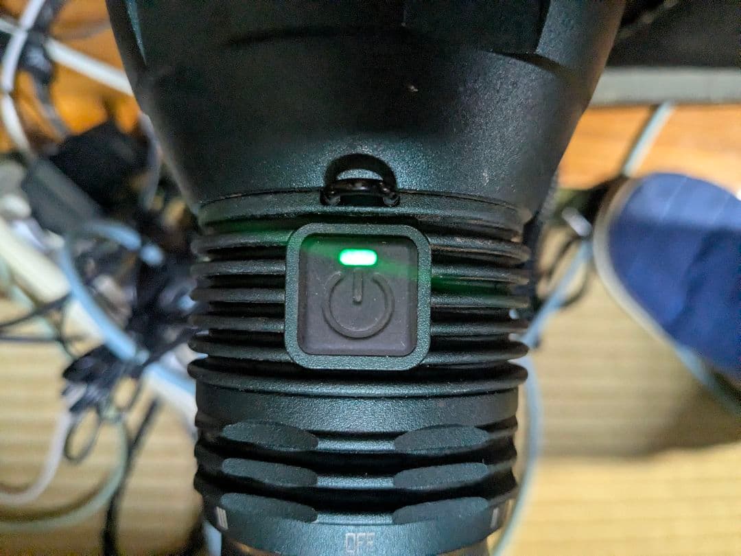 ジェントス UT-618R 13000ルーメン 懐中電灯 GENTOS