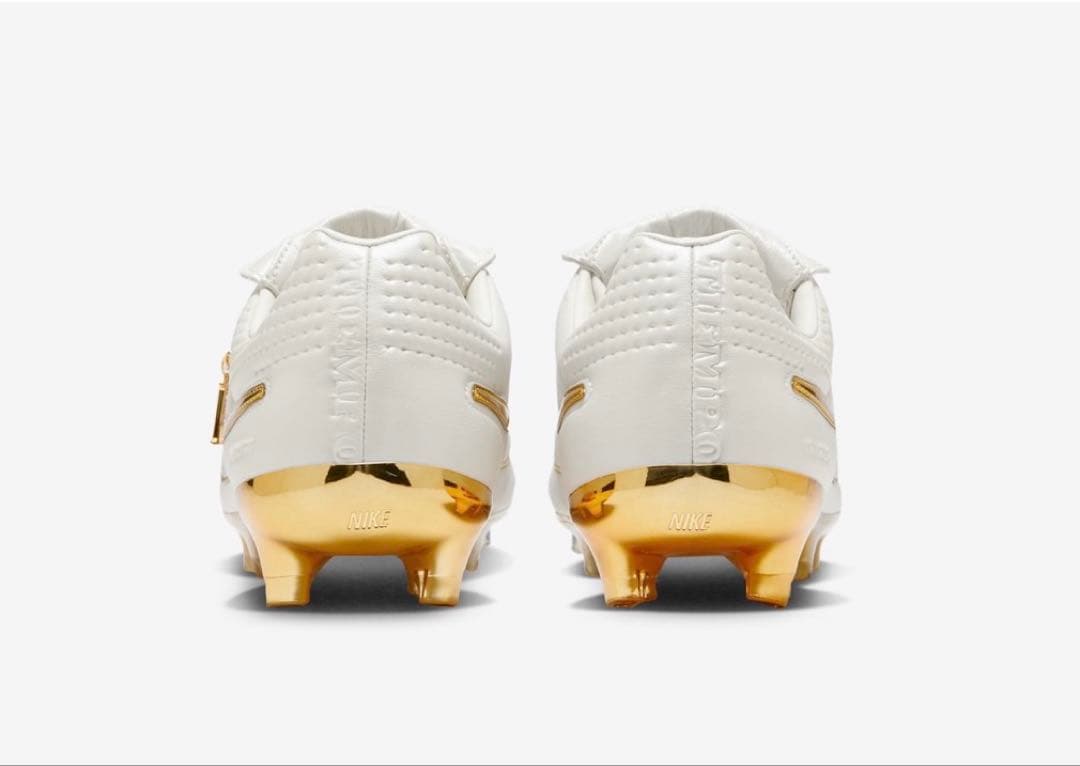 Ronaldinho × Nike Tiempo Legend FG 27cm