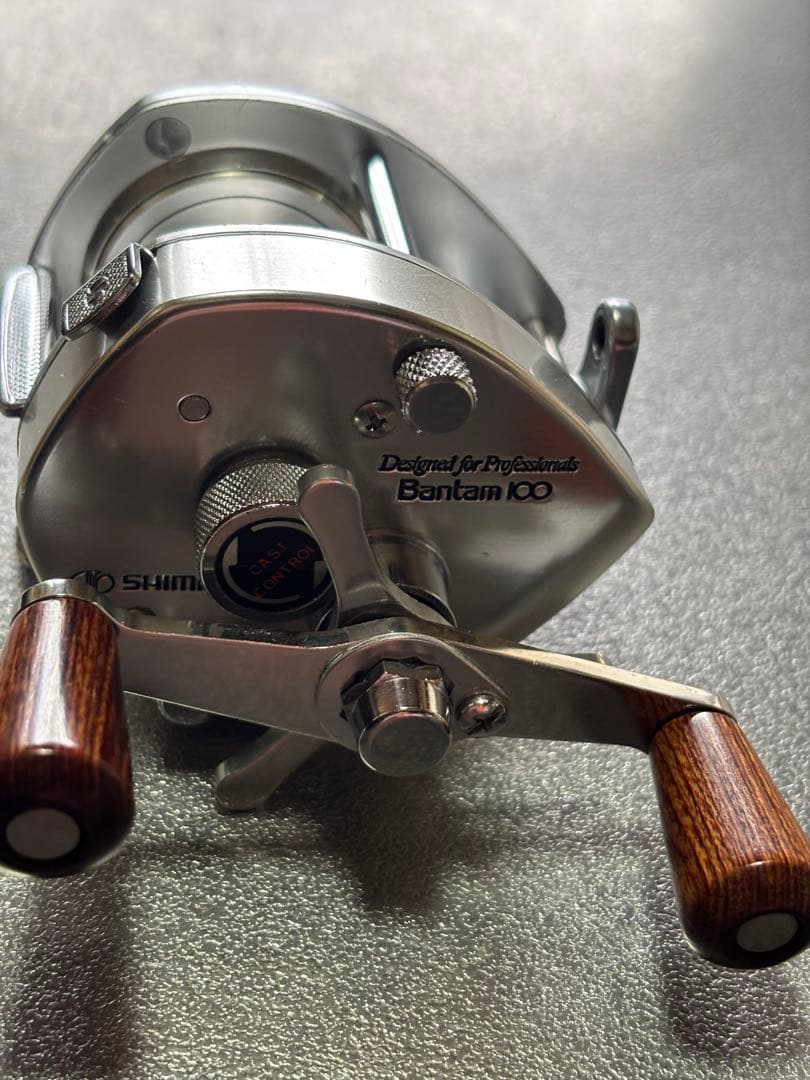 Shimano Bantam 100 ベイトリール