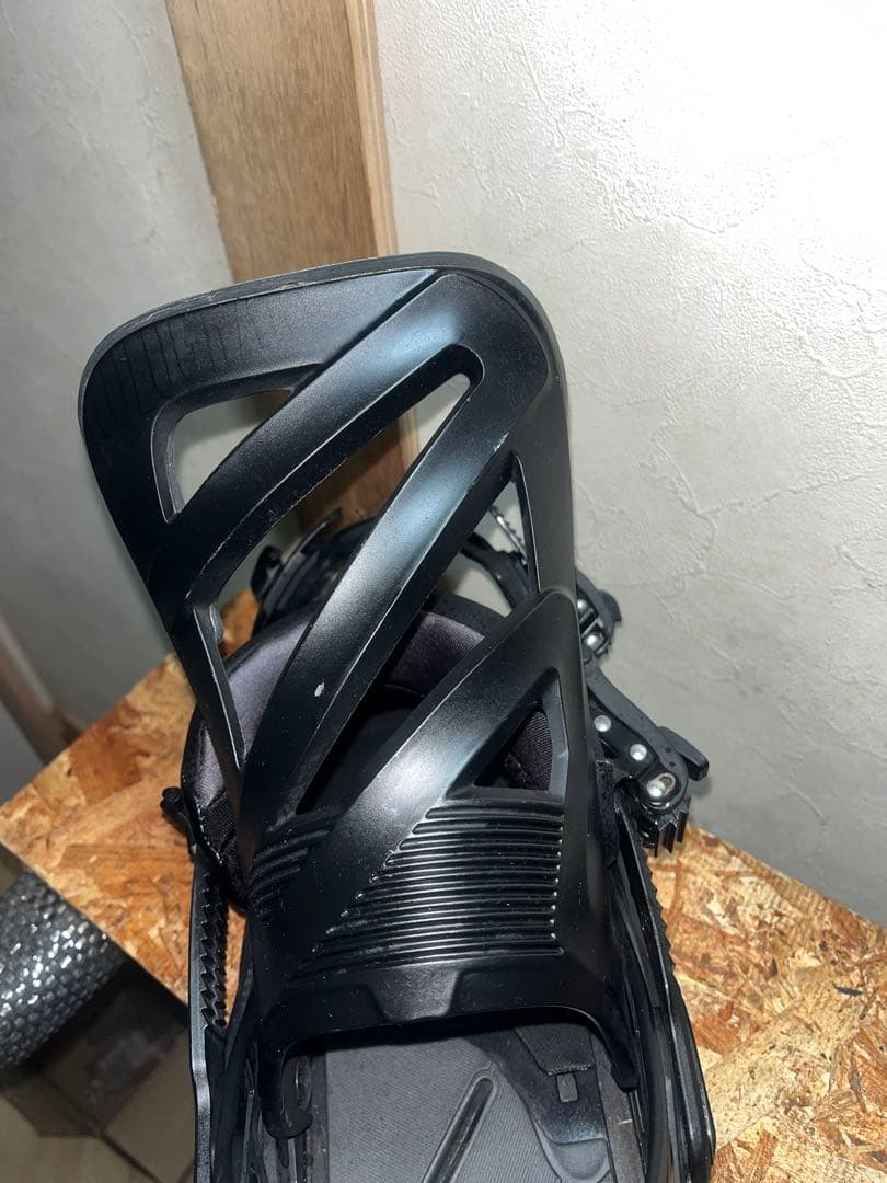 スノーボード ALL BLACK EDDITION!!SALOMON hologram M