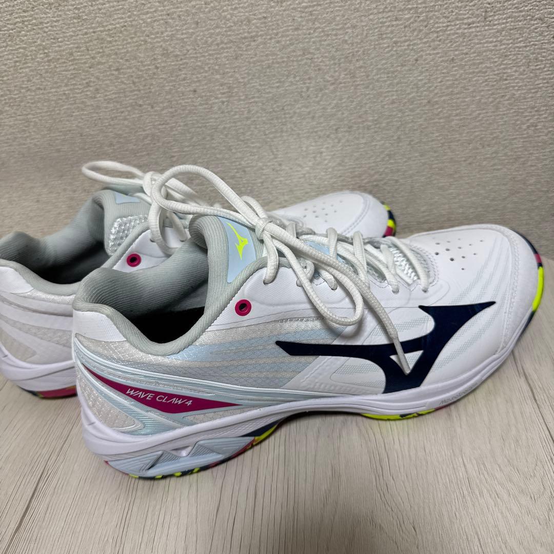 Mizuno Wave Claw4 （3E）バドミントンシューズ