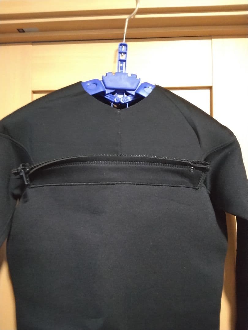 新品未使用ウエットスーツ3mm フロントジッパー　黒　2XL