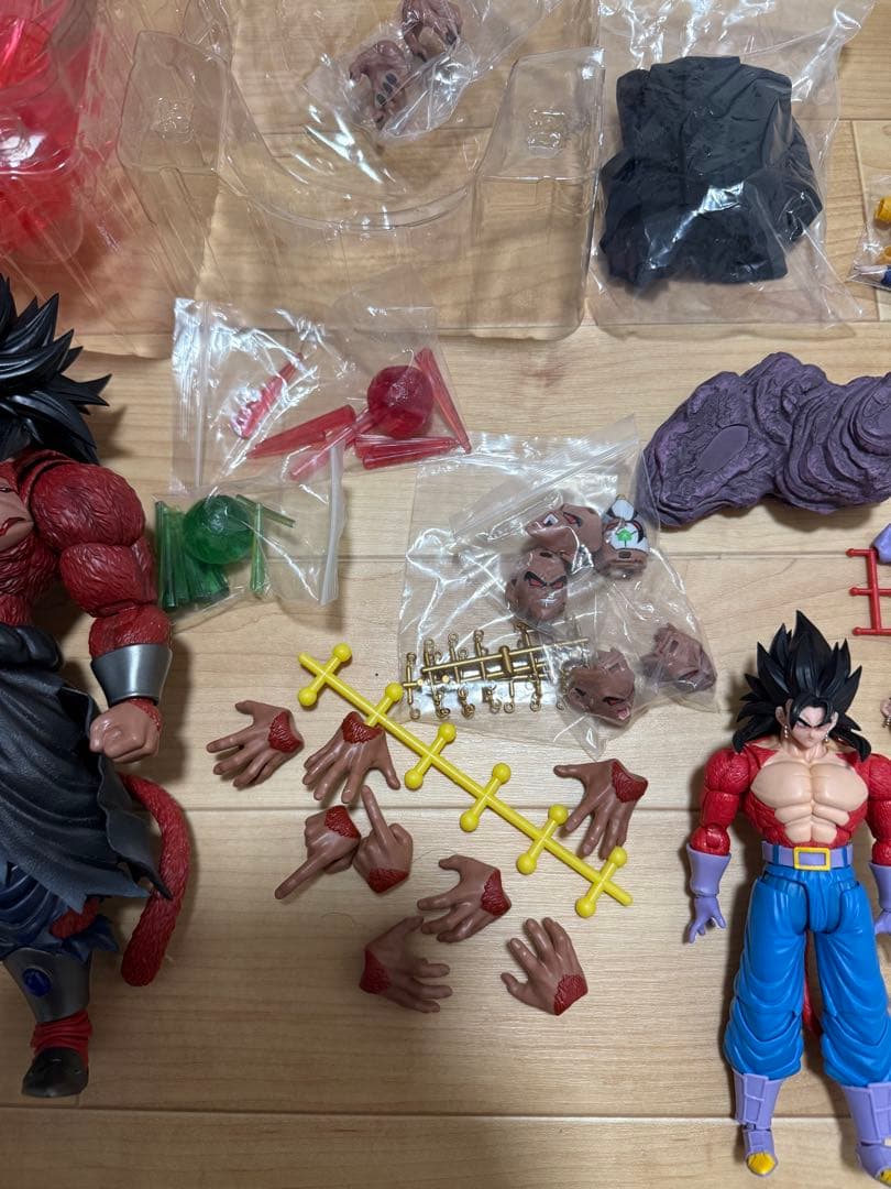 S.H.フィギュアーツ ドラゴンボール スーパーサイヤ人4 ベジット ブロリー