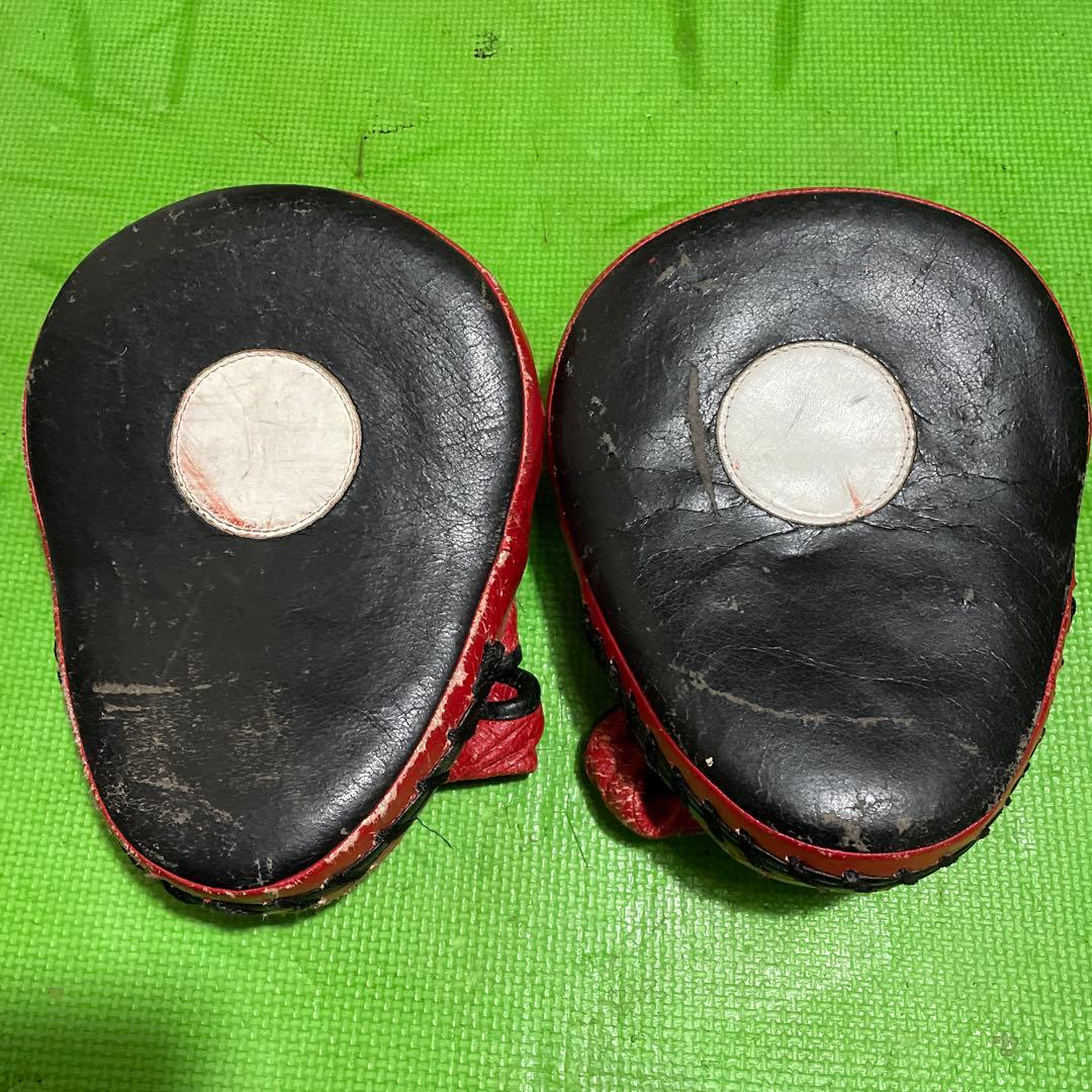 最終価格WORLD CHAMP パンチングミット イサミパンチングミット