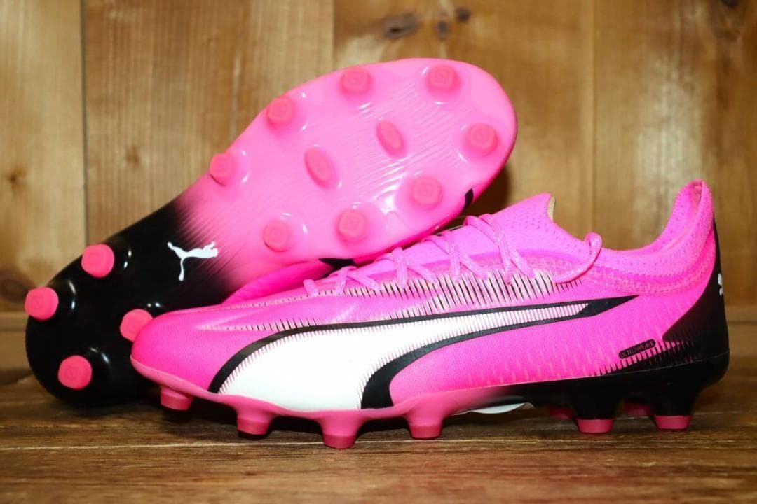 新品 PUMA ウルトラアルティメット HG/AG サッカースパイク 27cmⒽ