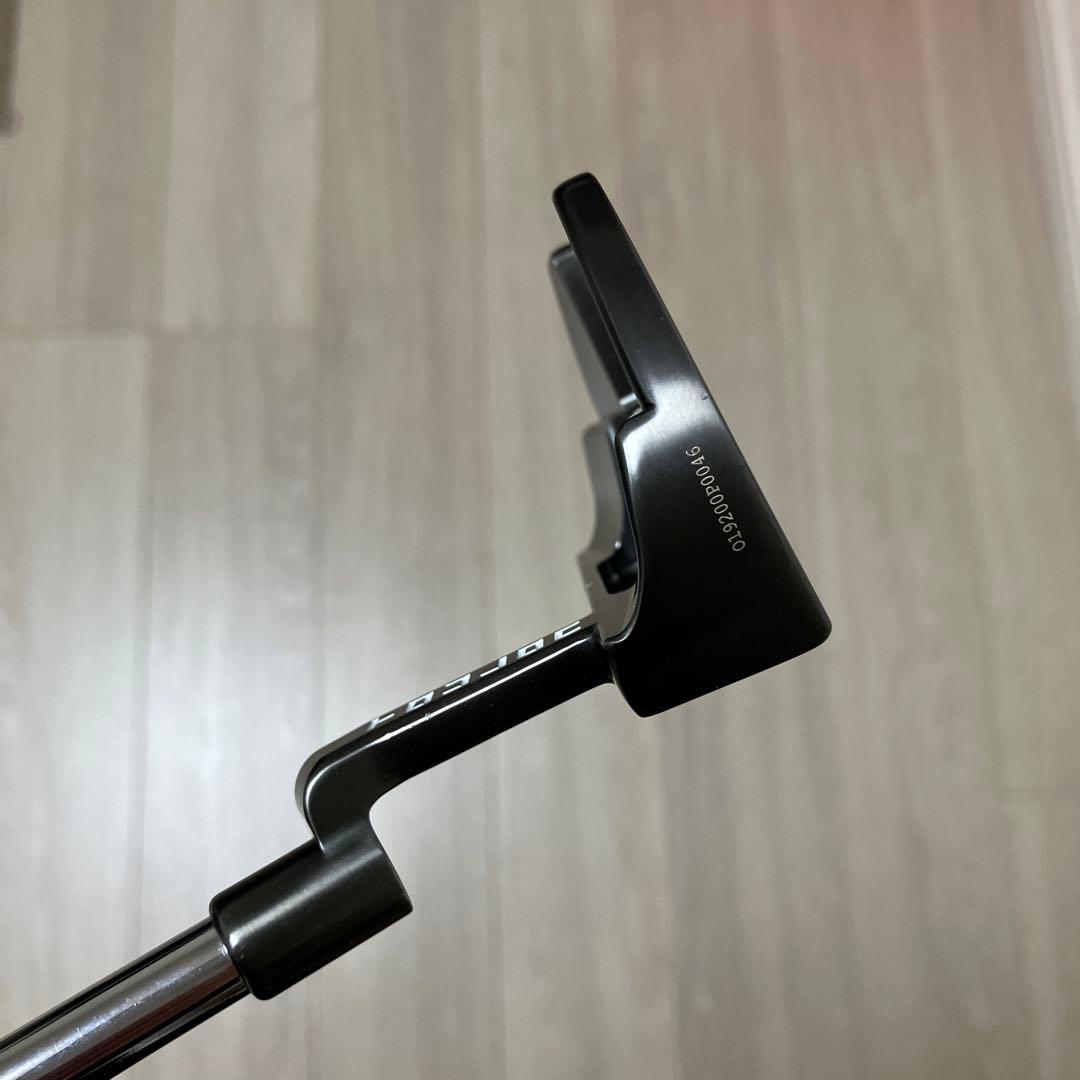 ODYSSEY トゥーロンパター
